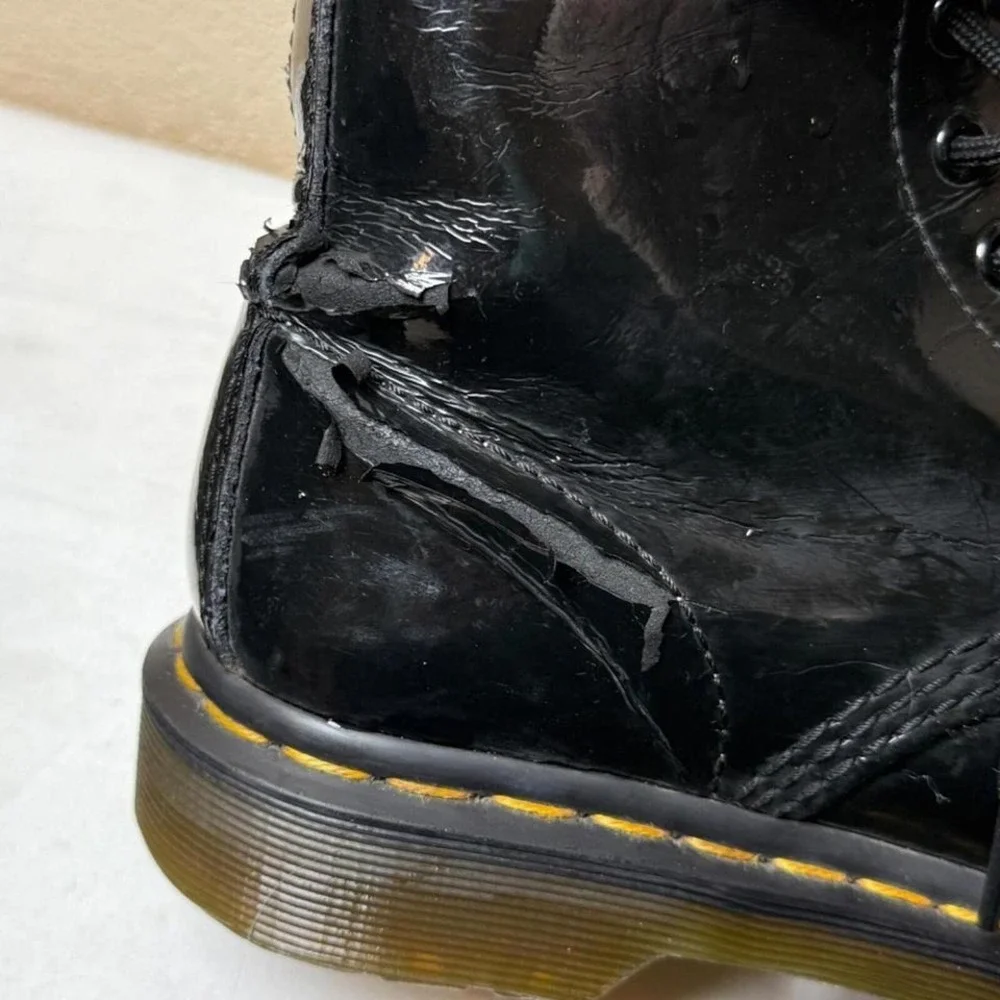 Dr Martens 1460 Patent Leather Boots Womens 7 Black Goth Grunge Punk 8 Eyelet